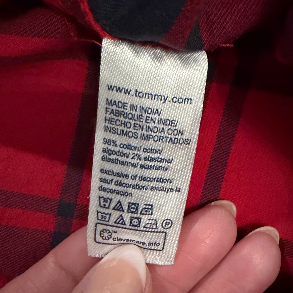 Tommy Hilfiger Plaid Button-Up Shirt – Medium - Picture 4 of 8